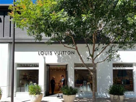 walnut creek louis vuitton